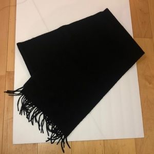 Black scarf
